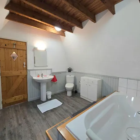 Geraeumiges Mit Charme In Der Dordogne By Interhome * Archignac