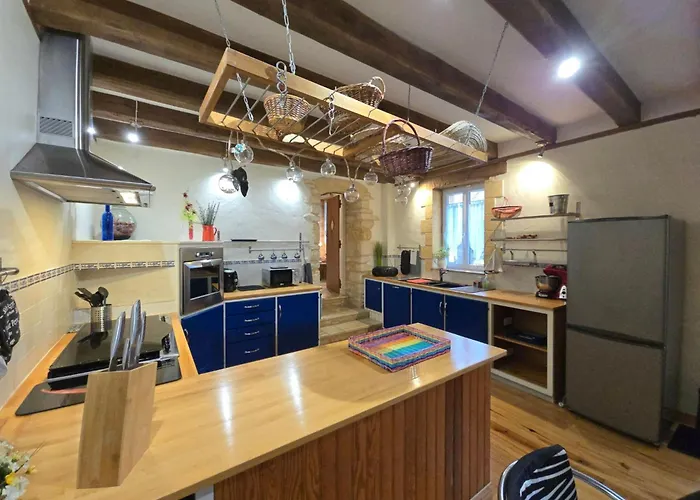 Geraeumiges Mit Charme In Der Dordogne By Interhome Semesterbostad Archignac