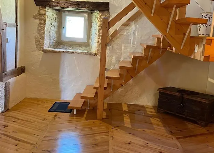 Geraeumiges Mit Charme In Der Dordogne By Interhome Сasa de vacaciones *